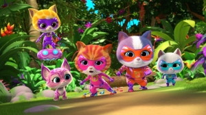 Sarah Mullervy Talks ‘Glamsters’ and Jungle Struggles in ‘SuperKitties’ Season 3